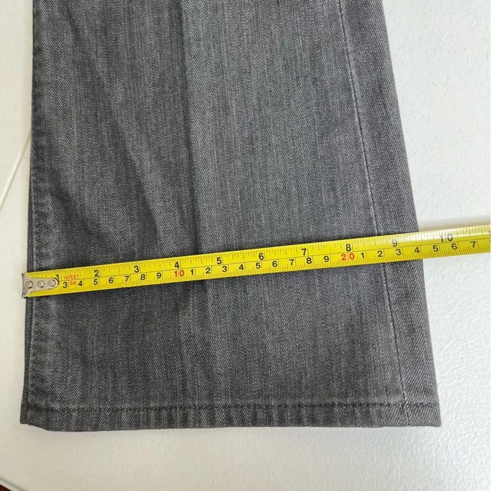 Old Navy Sweetheart Gray Five Pocket Jeans Straight Leg Women 16 Cotton Spandex